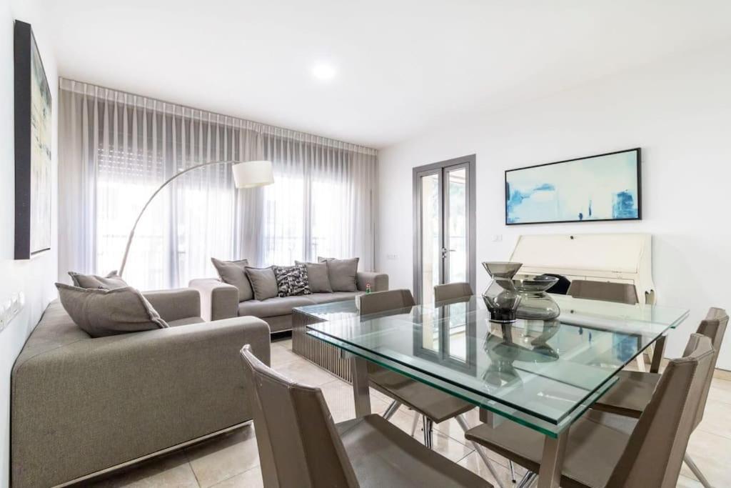 Luxury 3 Bedroom Apt, Harav Kook7 Jerusalem Exterior photo