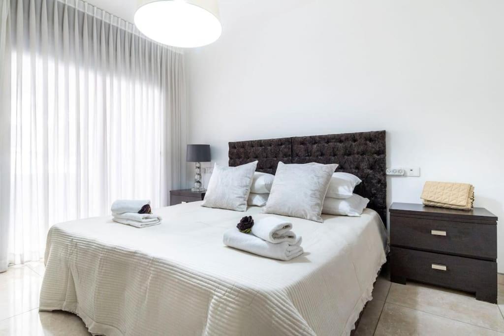 Luxury 3 Bedroom Apt, Harav Kook7 Jerusalem Exterior photo